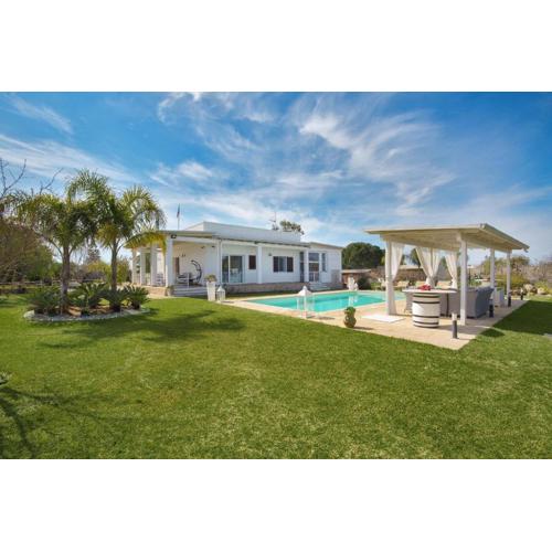 Villa Padangi by Perle di Puglia