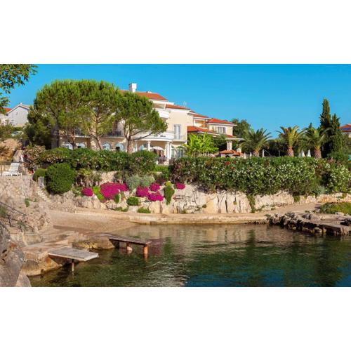 Villa Palace Clara Apartment 4 Island of Krk by Vi