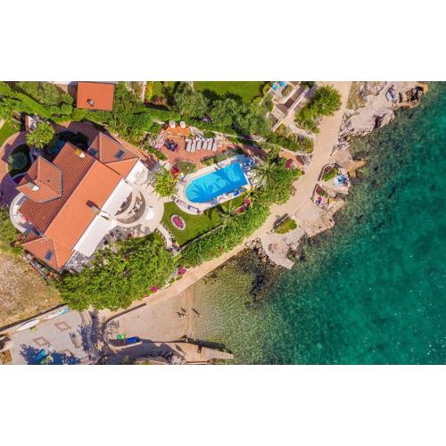 Villa Palace Clara Apartment 5 island Krk by Vill