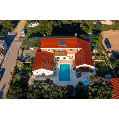 Villa Pamaroka
