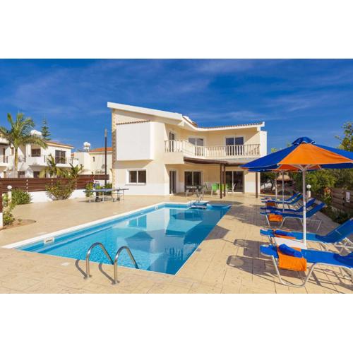 Villa Pandora by Villa Plus
