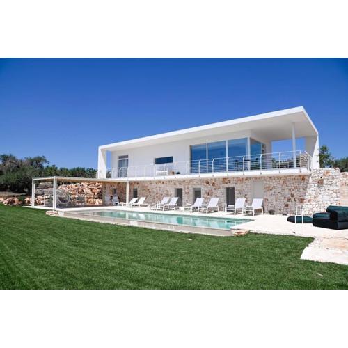 Villa Panitria with Infinity Pool