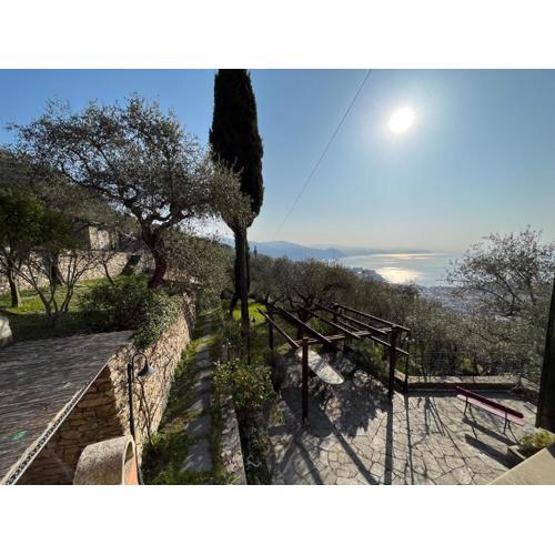 Villa Panorama with beautiful private garden