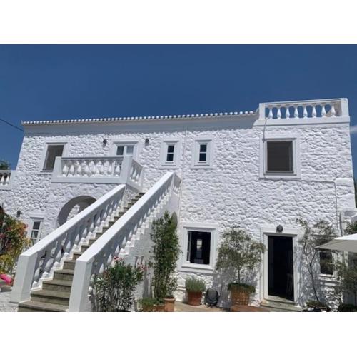 Villa Pardo