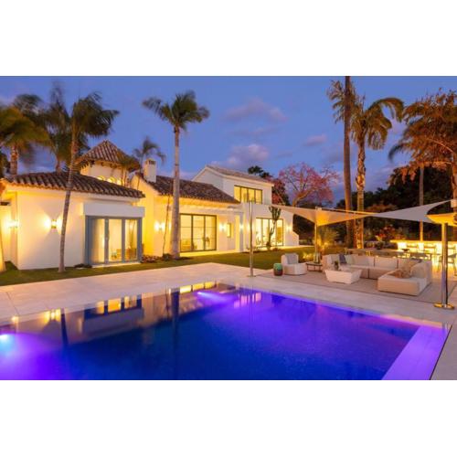Villa Paris 7 bedroom Villa in Marbella