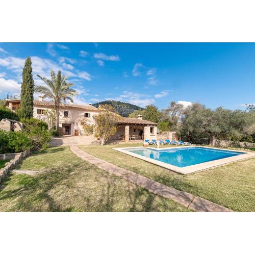 Villa Perdiu Vell Petit by Sealand Villas