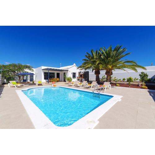 Villa Perejil by Villa Plus