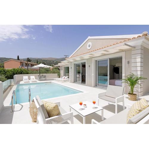 Villa Perlaki by Villa Plus