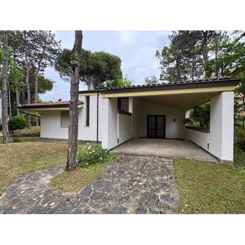 Villa Pineta - Oasi di Tranquillità a Due Passi dal Mare