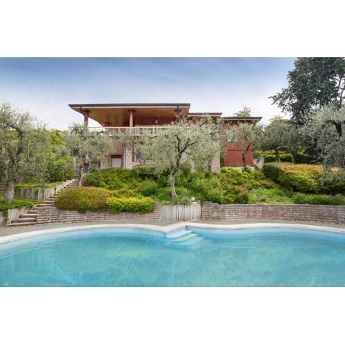 Villa Pirandello With Pool