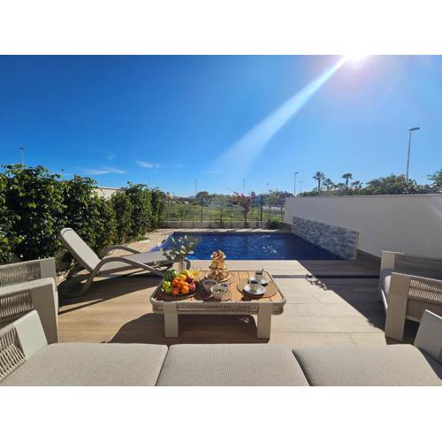 Villa Piscina Privada Aguas Nuevas Torrevieja