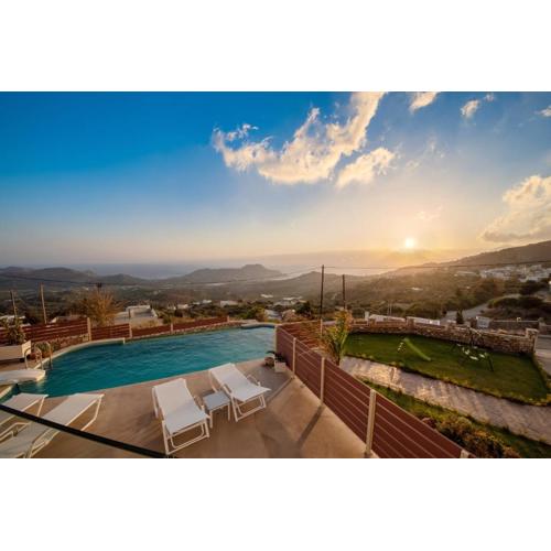Villa Plakias Sunset with Heated Pool & Childrens Area, Walk to Restaurant
