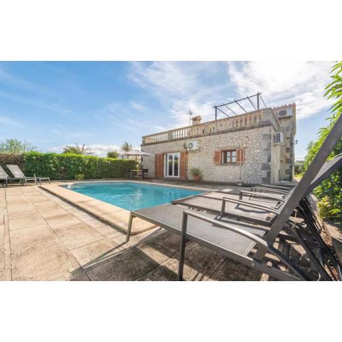 Villa Poley