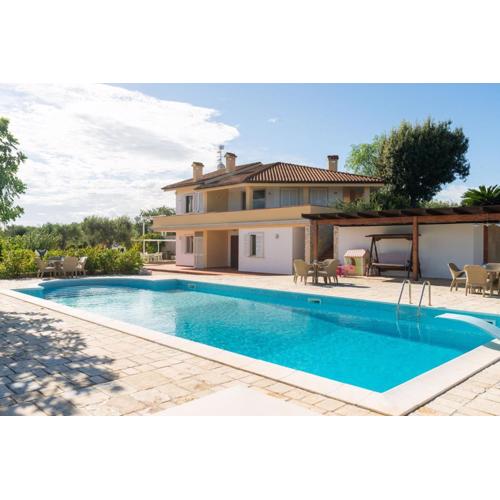 Villa Polignano con Piscina by Wonderful Italy