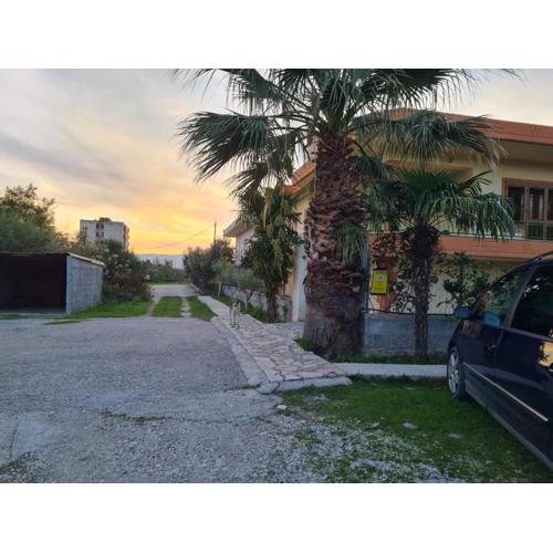 Villa Pomegranate
