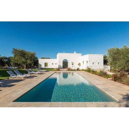 Villa Pomes by Perle di Puglia