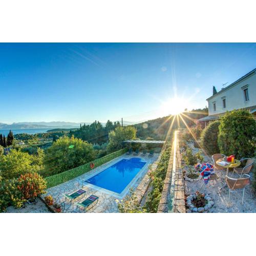 Villa Priodi by Villa Plus
