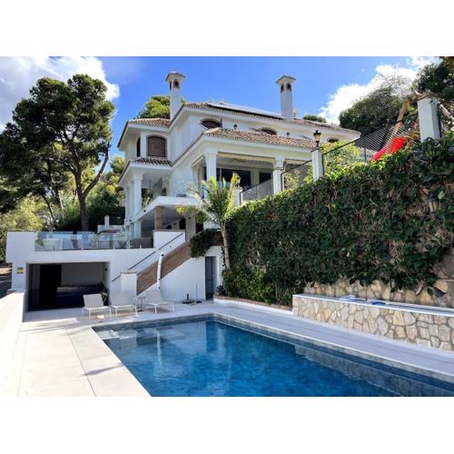 Villa privada con piscina en Málaga