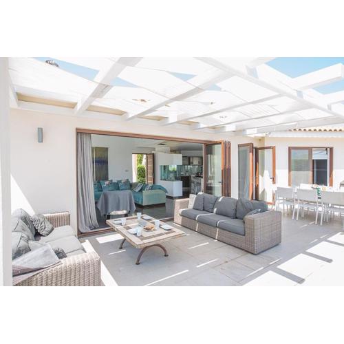 Villa Protaras Sunshine, Stylish 4Bdr Villa With Pool, Close To Fig Tree Bay Beach