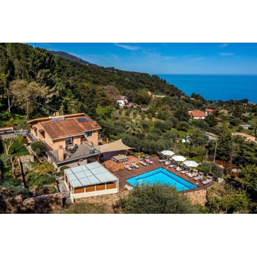 VILLA PROVENZA 12&4, Emma Villas