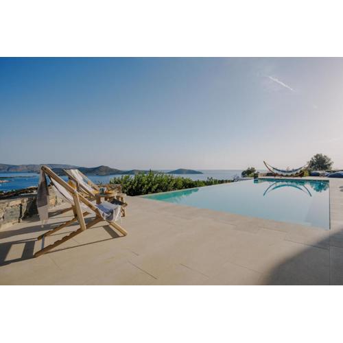 Villa Queen
