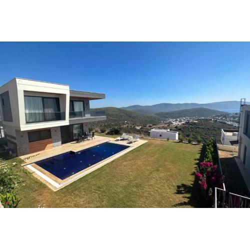 Villa RADA