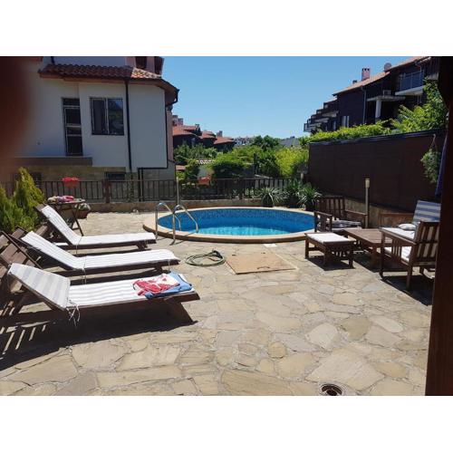 Villa Raya