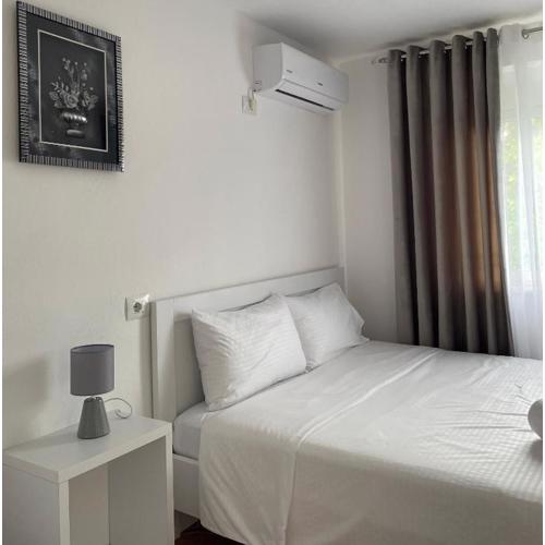 Villa Red Rose