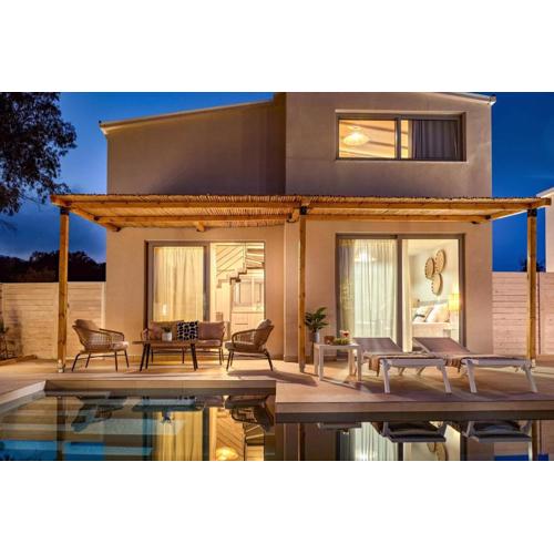 Villa Romas 2 by Villa Plus