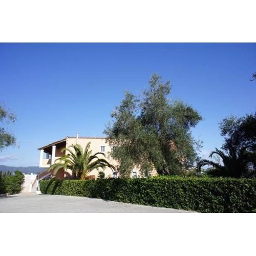 Villa Rosa Apartments