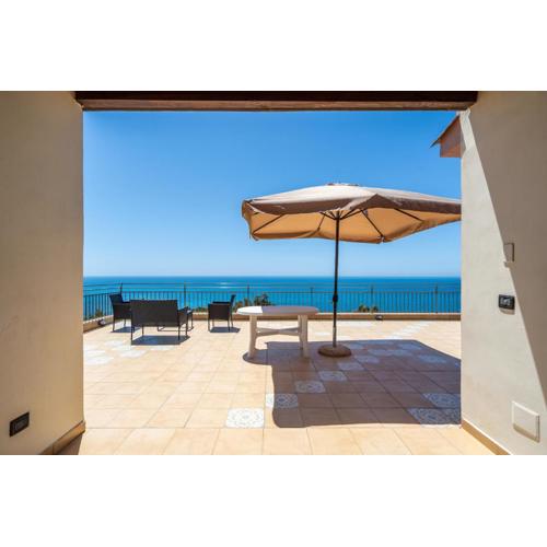 Villa Rosa sul mare