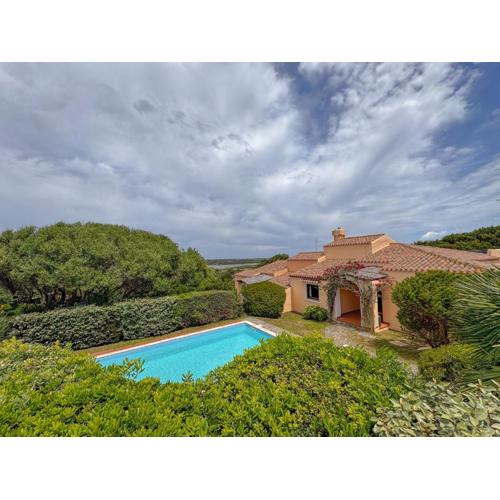 Villa Rosy - Comfort e Piscina Privata a Stintino