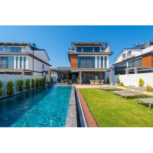 Villa ROYAL-2
