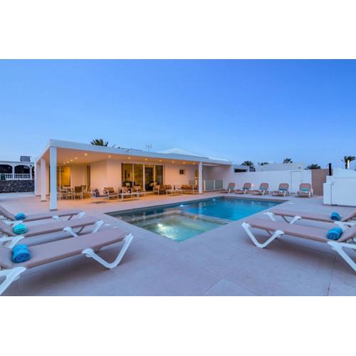 Villa Sapphire by Villa Plus