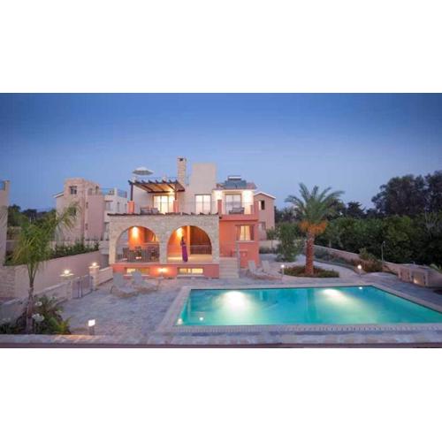 Villa Saraliana Sandy Beach Villas - Heated Pool - Jacuzzi - Private Beach Area