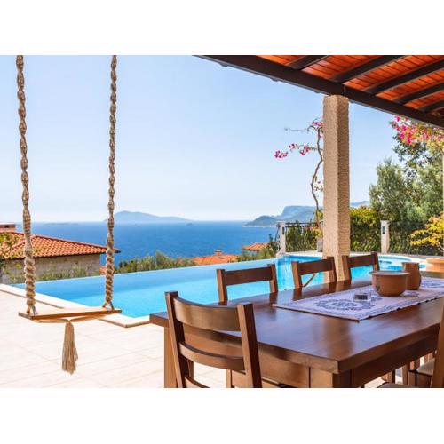 VILLA SCARLETT