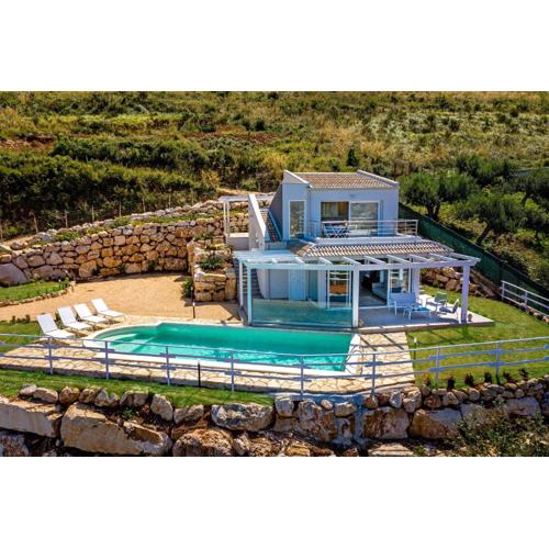 Villa Scire by PosarelliVillas