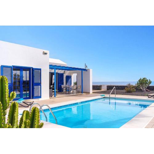 Villa Seasol 1 by Villa Plus