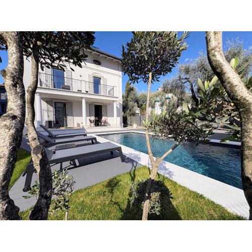 Villa Sembenini Suite with Balcony or terrace