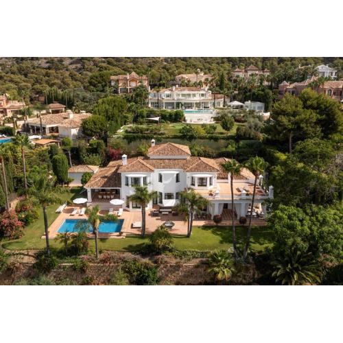 Villa Shakira, Sierra Blanca, Marbella