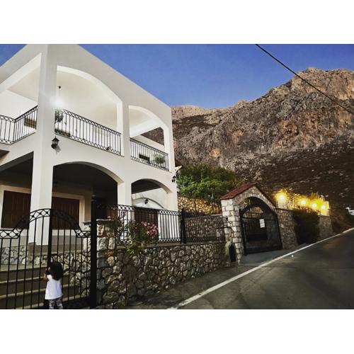 Villa-Skalia / Kalymnos House