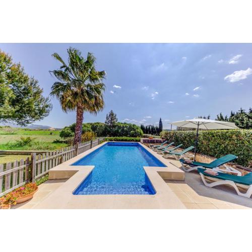 Villa Soler de Baix by Sealand Villas