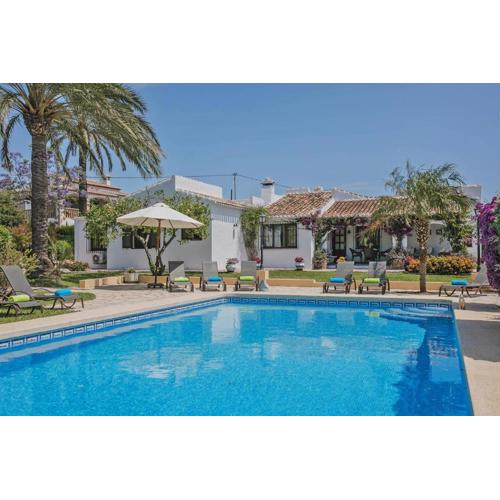 Villa Sortetes by Villa Plus
