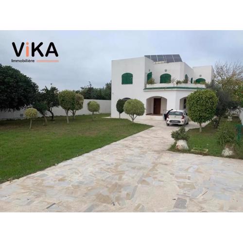Villa Soukra Avenue Fattouma Bourguiba