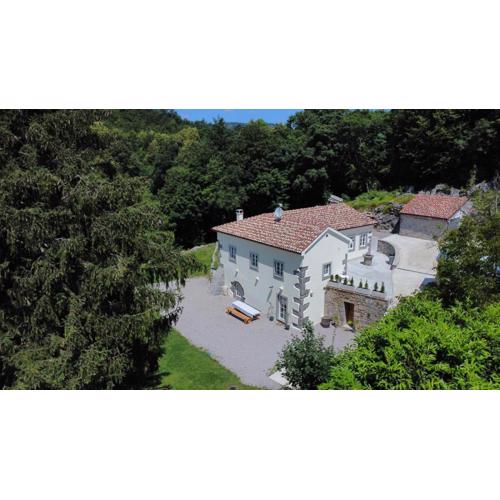 Villa Stancija Kavali stone house, Zvoneća-Opatija