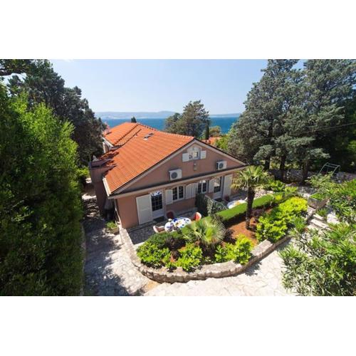 Villa Stefi (30m from the sea)