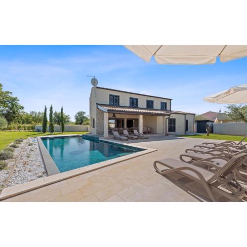 Villa Stellar