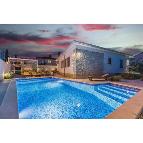 Villa Stone Paradise Pula