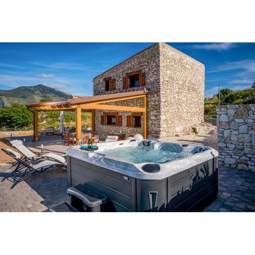 Villa Stone Walls with Jacuzzi