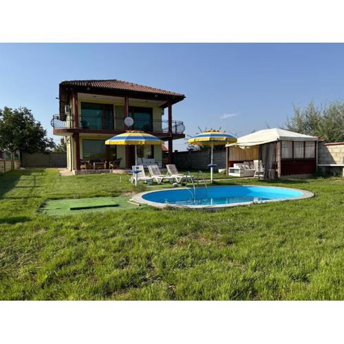 Villa Sunray